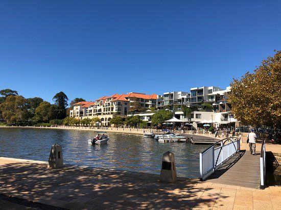 Claisebrook Cove