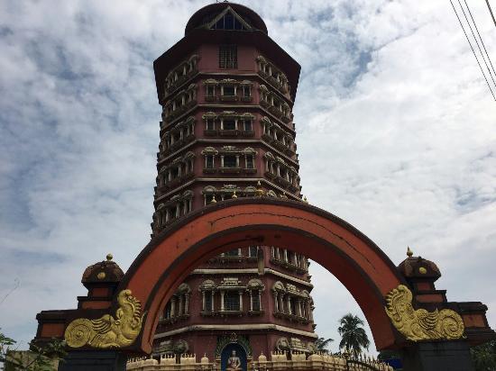 Sri Adi Sankara Keerthi Sthamba Mandapam