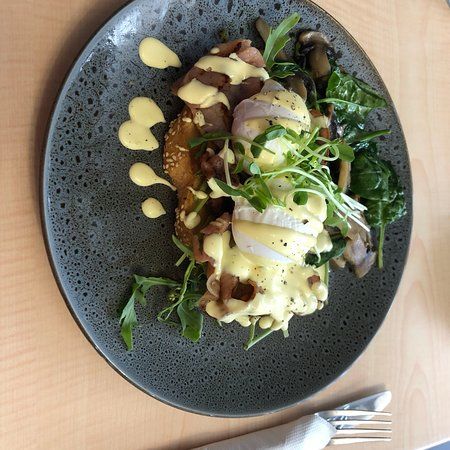 Dukes Cafe + Eatery