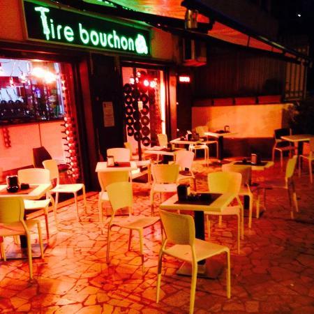 Tire Bouchon