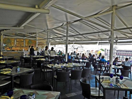 La Terraza