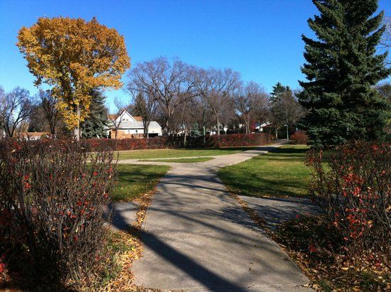 Kinsmen Park South