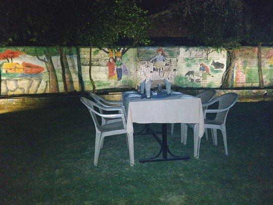 Dwarka Garden Restaurant