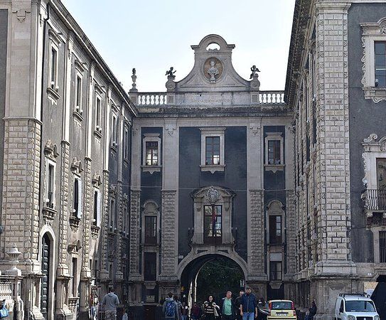 Porte Uzeda