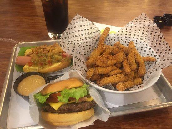 TGB The Good Burguer Plenilunio