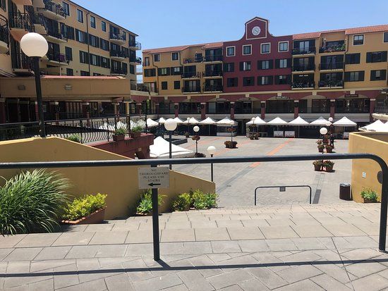 The Italian Forum