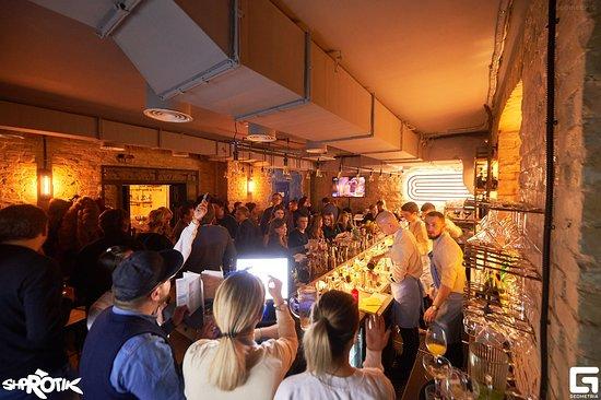 VAL Bar&Pub