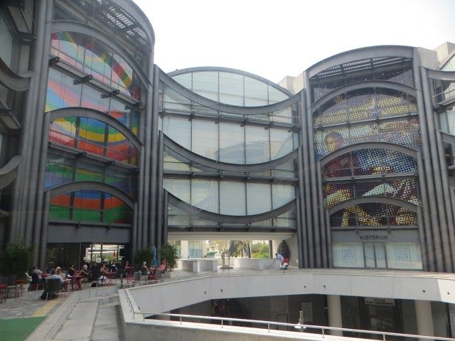Musée d'Art Moderne Et d'Art Contemporain