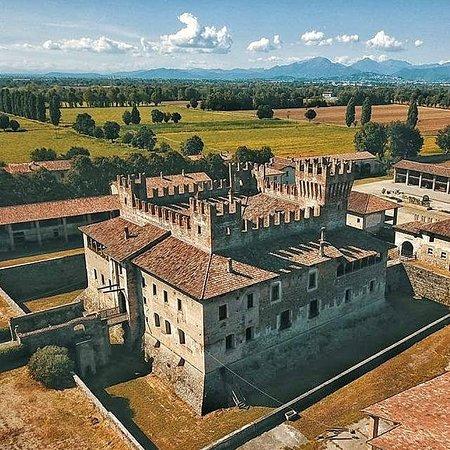 Castello di Malpaga