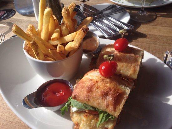 Moxie's Grill & Bar