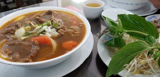 My Chau Restaurant