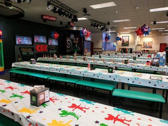 Chuck E. Cheese's