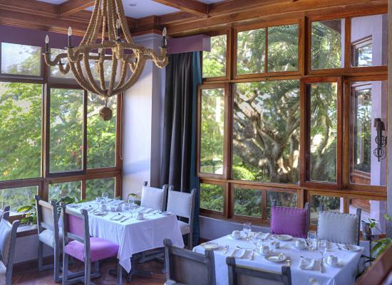 La Luz Restaurant & bar