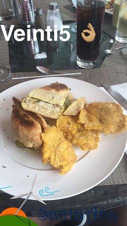 Veinti5 Bistro