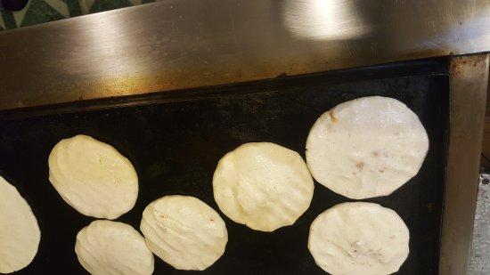 P & P Pupusas