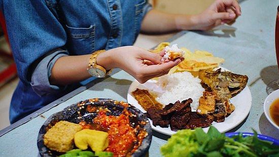 AMPERA 2 Tak Cikini
