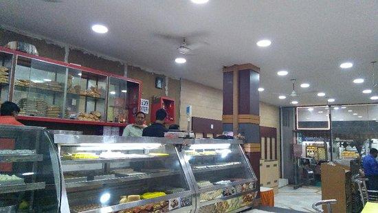 Chawla's Sweets & Fast Food