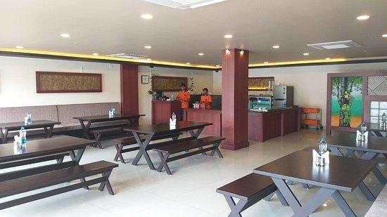 Dhe Chef Multi-cuisine Restaurant