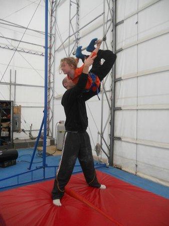 School of Acrobatics & New Circus Acts