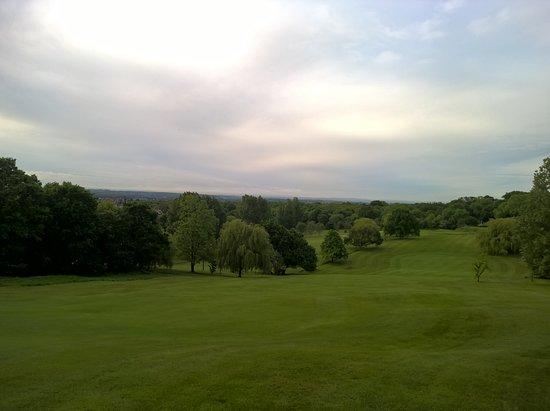 Shooters Hill Golf Club