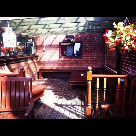 Lounge About