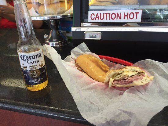 Manolo & Rene Cafeteria