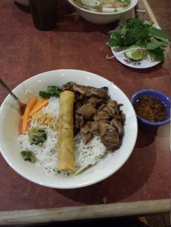 Pho Que Huong