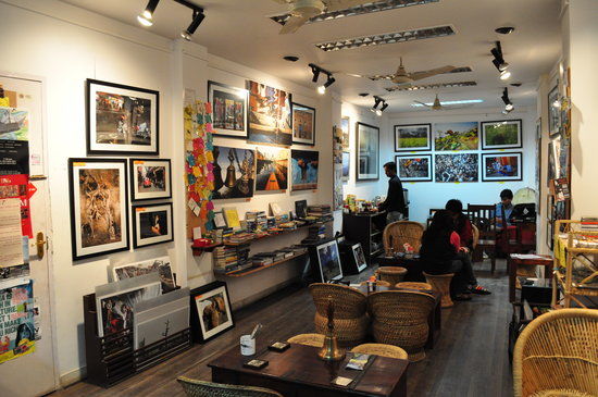 Kunzum Travel Cafe
