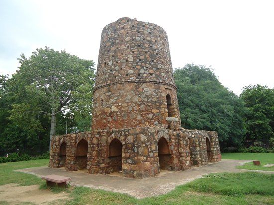 Tour Chor Minar
