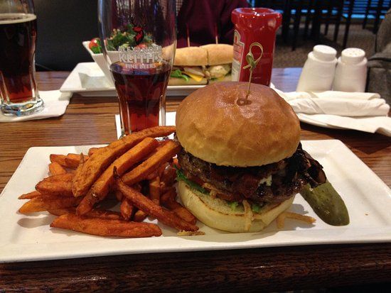 Mahogany Grill Restaurant Sheraton Gateway