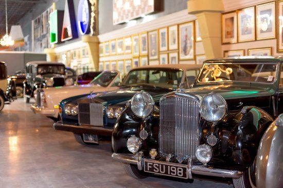 Dezer Auto Museum