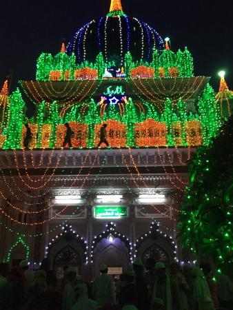 Dewa Shareef Dargah